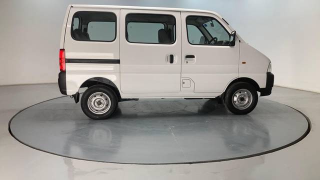 https://images10.gaadi.com/usedcar_image/3575421/original/processed_usedcar_e3_276591694672460_1694672469.jpg?imwidth=6401