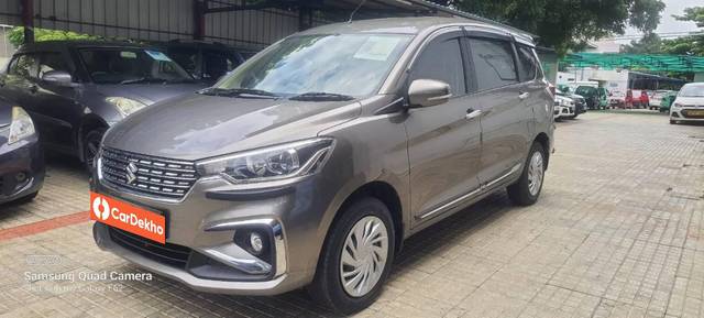 https://images10.gaadi.com/usedcar_image/3575490/original/processed_4822aab1-fd11-40da-9453-bad7b37e11eb.jpeg?imwidth=6401