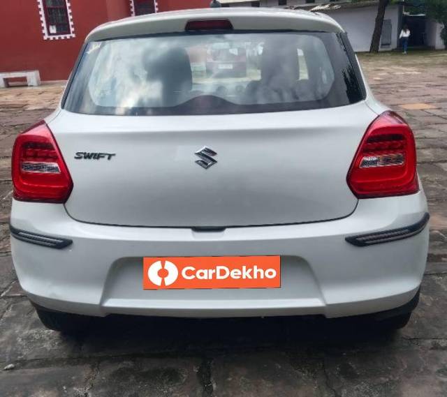 https://images10.gaadi.com/usedcar_image/3575497/original/processed_9ae02f99-a4c5-4350-aa9f-c6d79f9568d6.jpg?imwidth=6402