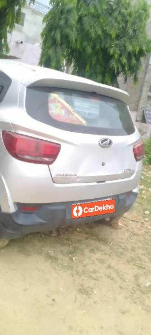 https://images10.gaadi.com/usedcar_image/3575505/original/processed_c9de7582-aeb5-474f-af7d-5ba61281fe32.jpg?imwidth=6400