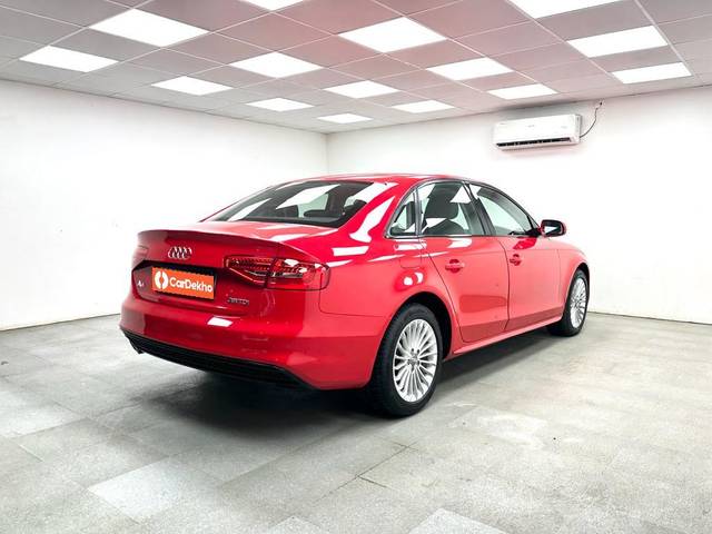 https://images10.gaadi.com/usedcar_image/3575806/original/processed_img2869448__used_car_2869448_1694685066.jpg?imwidth=6402