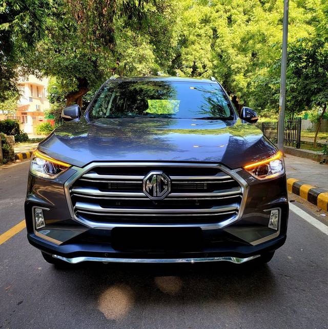 https://images10.gaadi.com/usedcar_image/3575824/original/processed_img2869457__used_car_2869457_1694685726.jpg?imwidth=6402