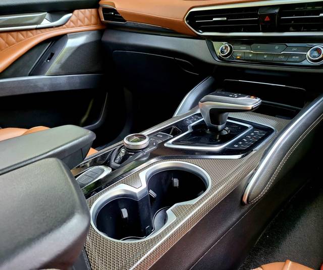 https://images10.gaadi.com/usedcar_image/3575824/original/processed_img2869457__used_car_2869457_1694685749.jpg?imwidth=6401