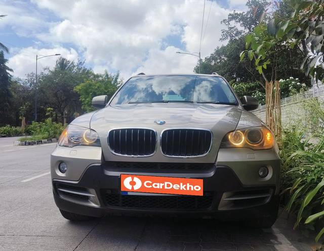 https://images10.gaadi.com/usedcar_image/3576016/original/processed_img2869594__used_car_2869594_1694694617.jpg?imwidth=6400