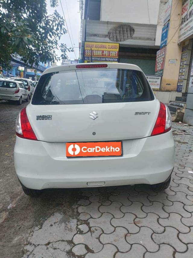 https://images10.gaadi.com/usedcar_image/3576054/original/processed_img2869625__used_car_2869625_1694772516.jpg?imwidth=6402
