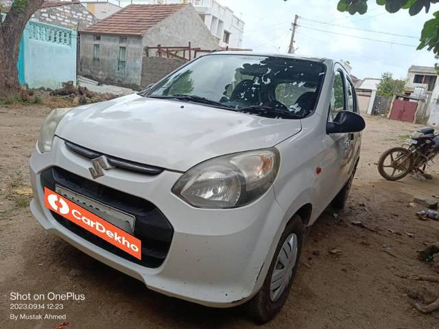 https://images10.gaadi.com/usedcar_image/3576210/original/processed_da9215ff-e154-46b0-bb16-5bce48b504c4.jpg?imwidth=6402