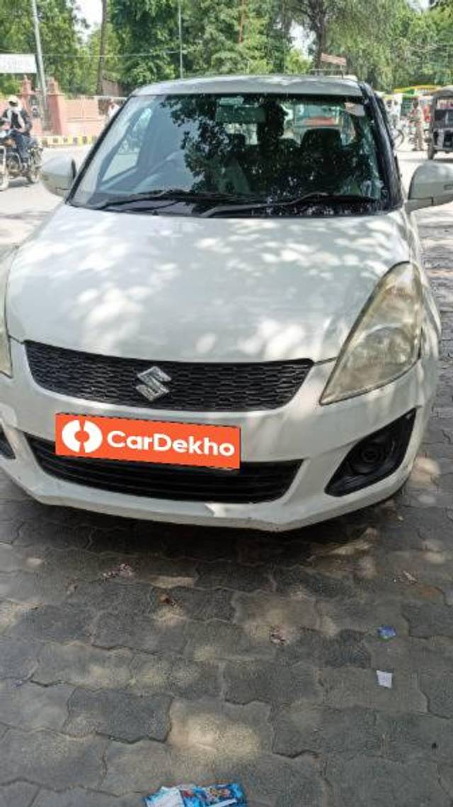 https://images10.gaadi.com/usedcar_image/3576249/original/processed_cf2d9ba4-c6cf-4710-9a53-4d8807e846c9.jpeg?imwidth=6401