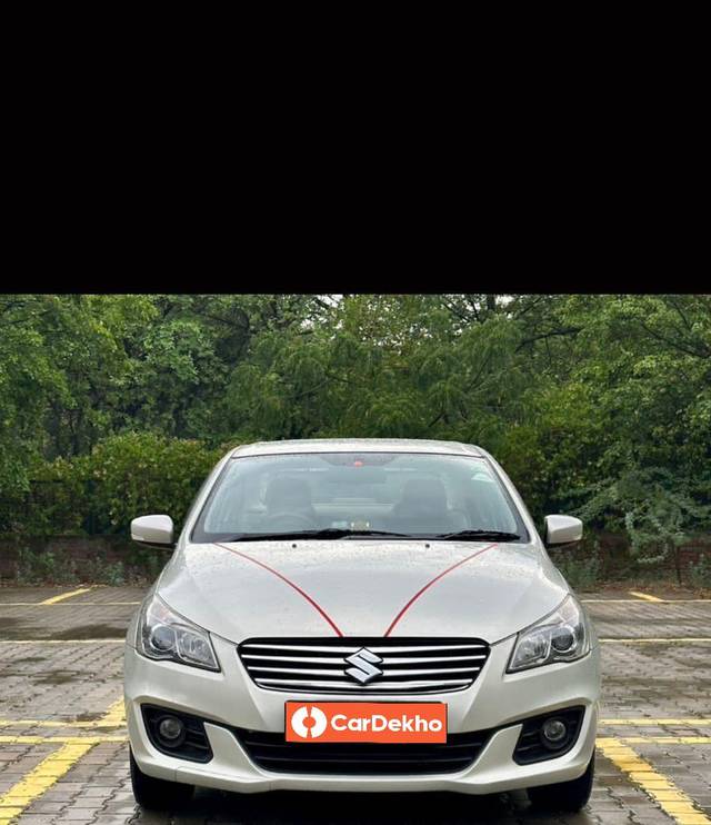 https://images10.gaadi.com/usedcar_image/3576344/original/processed_img2869741__usedcar_whatsappimage2023_09_14at114639pm_2869741_1694745464.jpeg?imwidth=6402