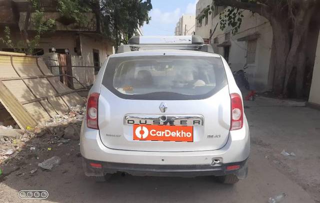 https://images10.gaadi.com/usedcar_image/3576369/original/processed_eba9f64d-f86e-4f41-a8a6-123693531c37.jpg?imwidth=6401