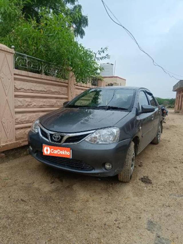 https://images10.gaadi.com/usedcar_image/3576377/original/processed_cc0e8568-7c4e-4004-b881-8479e9893034.jpg?imwidth=6400