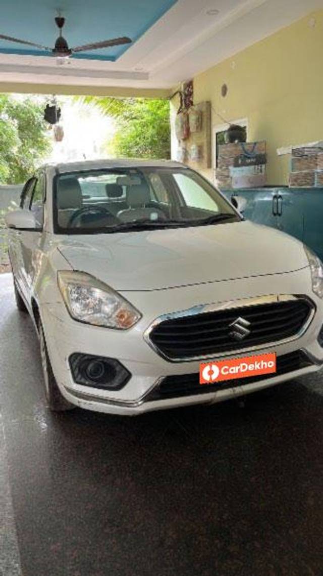 https://images10.gaadi.com/usedcar_image/3576456/original/processed_31924b0a-99c7-4282-bdbb-85b0666410c7.jpeg?imwidth=6401