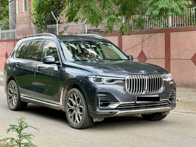 https://images10.gaadi.com/usedcar_image/3576504/original/usedcar_7e7c87c1_3f22_4dfb_9138_24c9910117f2_6131694758260_1694758272.jpeg?imwidth=6400
