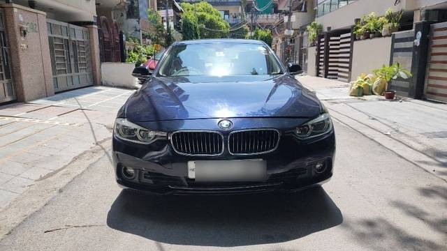 https://images10.gaadi.com/usedcar_image/3576681/original/08__VCC_1785916_94_1694157108.jpg?imwidth=6401