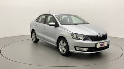 Skoda Rapid 1.5 TDI AT Ambition BSIV Skoda Rapid 1.5 TDI AT Ambition BSIV