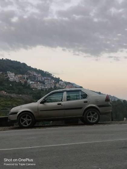 Ford Ikon 1.3 Flair Ford Ikon 1.3 Flair
