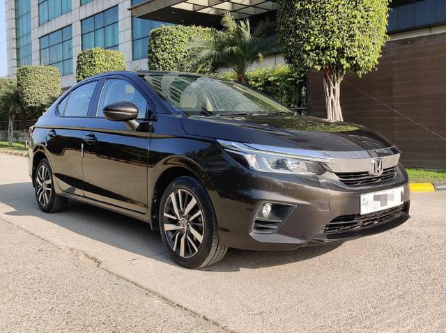 https://images10.gaadi.com/usedcar_image/3576906/original/processed_img2870146__used_car_2870146_1694769920.jpg?imwidth=6400