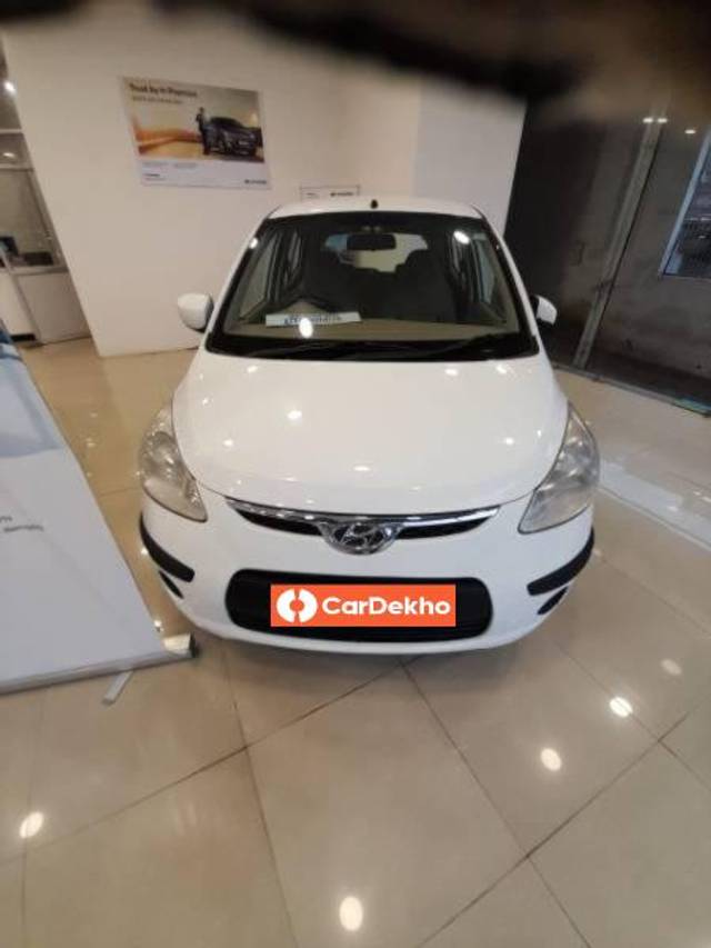 https://images10.gaadi.com/usedcar_image/3576993/original/processed_61e23e79-b81c-4e17-9fce-1510c9289b84.jpg?imwidth=6400
