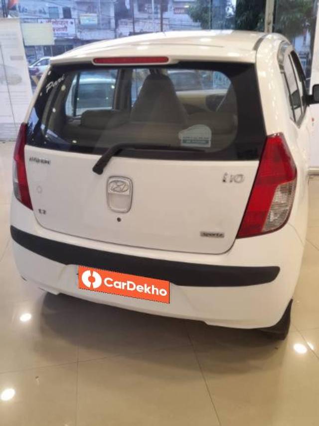 https://images10.gaadi.com/usedcar_image/3576997/original/processed_0ab46edb-ec2c-450e-96a5-50dfee0f64d2.jpg?imwidth=6402