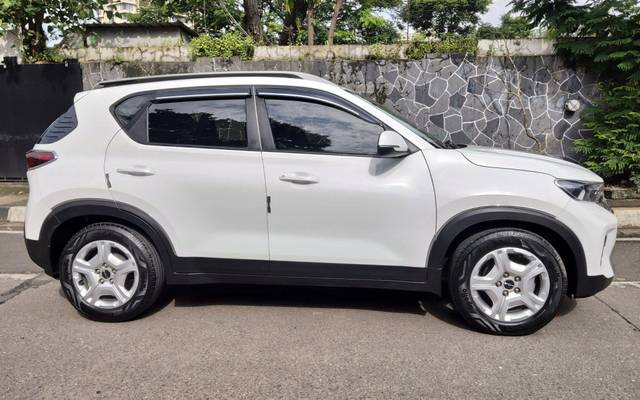 https://images10.gaadi.com/usedcar_image/3577131/original/processed_img2870320__used_car_2870320_1694777704.jpg?imwidth=6402