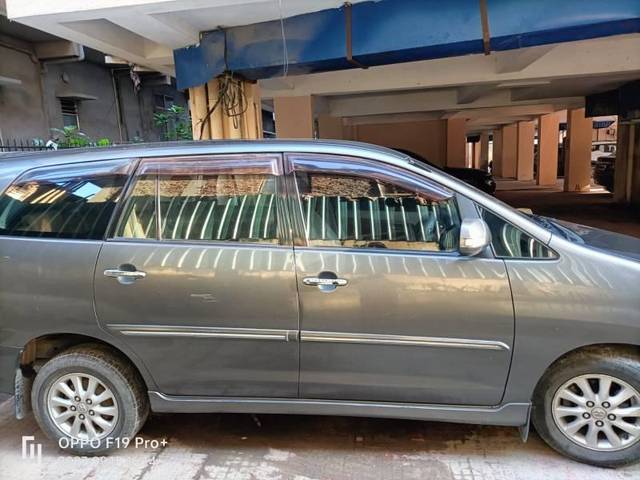 https://images10.gaadi.com/usedcar_image/3577153/original/processed_c5a60173-3004-4636-94ee-18e8608b47aa.jpeg?imwidth=6401