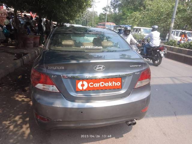 https://images10.gaadi.com/usedcar_image/3577158/original/processed_8180d28b-d757-447c-8d9c-7e7f73429188.jpg?imwidth=6400