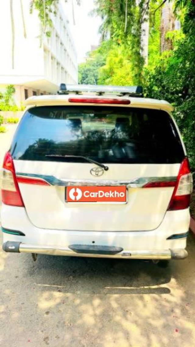 https://images10.gaadi.com/usedcar_image/3577198/original/processed_353ef0a8-5b3f-411c-9cbc-0943028484c7.jpg?imwidth=6400