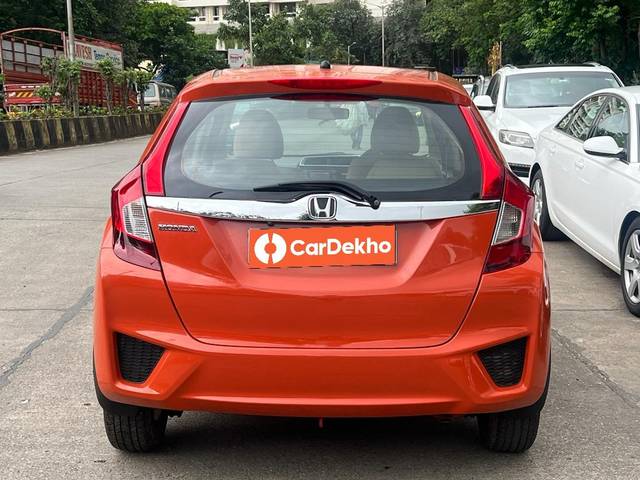 https://images10.gaadi.com/usedcar_image/3577306/original/processed_img2870450__used_car_2870450_1694785345.jpg?imwidth=6402