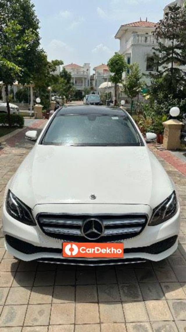 https://images10.gaadi.com/usedcar_image/3577390/original/processed_b7da44b0-0203-41dd-8517-6827a44d5953.jpeg?imwidth=6400