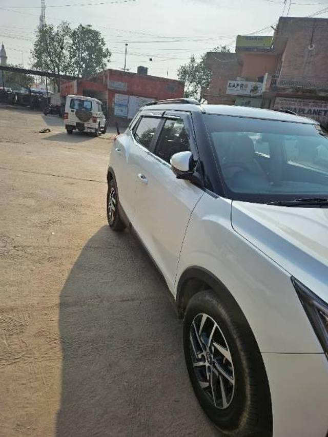 https://images10.gaadi.com/usedcar_image/3577434/original/processed_a863143a-6e72-49ee-b6a7-e2c9e8eb9d11.jpg?imwidth=6402