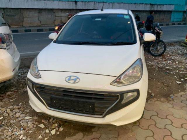 https://images10.gaadi.com/usedcar_image/3577441/original/processed_350a19d3-394f-4790-bebe-972d5b6bee8c.jpeg?imwidth=6400