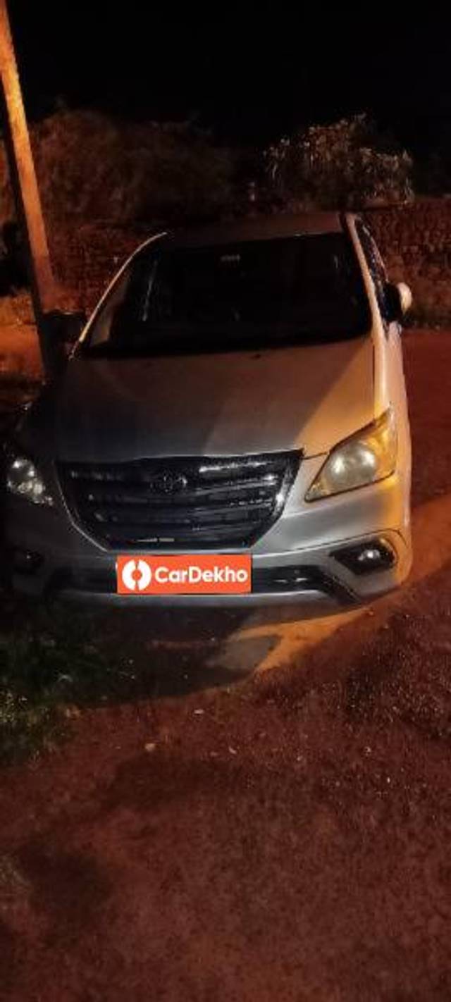 https://images10.gaadi.com/usedcar_image/3577445/original/processed_3532e95f-6b8f-48aa-939b-b64878b5e2ab.jpg?imwidth=6400