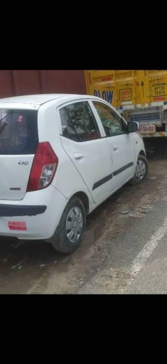 https://images10.gaadi.com/usedcar_image/3577457/original/processed_4aab32e4-1f9d-4ef3-9de7-4d328935dd1f.jpg?imwidth=6401