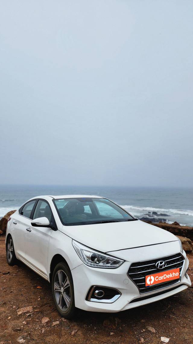 https://images10.gaadi.com/usedcar_image/3577554/original/processed_7da8bbca-0f76-4aad-86c2-b0b6e617f047.jpeg?imwidth=6400