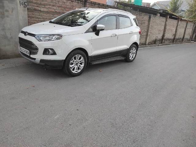 https://images10.gaadi.com/usedcar_image/3577781/original/processed_48372957-f4ed-47ba-a492-322ff9134761.jpg?imwidth=6401
