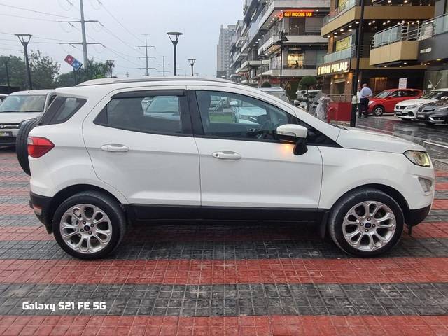 https://images10.gaadi.com/usedcar_image/3578041/original/processed_img2870904__used_car_2870904_1694853614.jpg?imwidth=6401