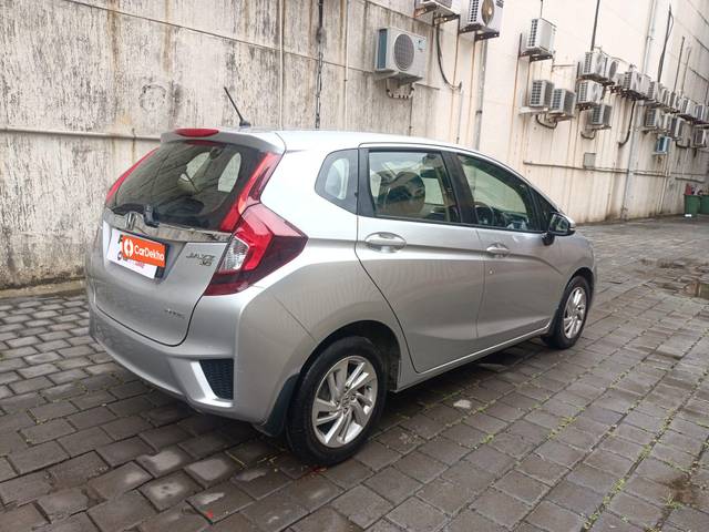 https://images10.gaadi.com/usedcar_image/3578064/original/processed_img2870915__used_car_2870915_1694855095.jpg?imwidth=6401