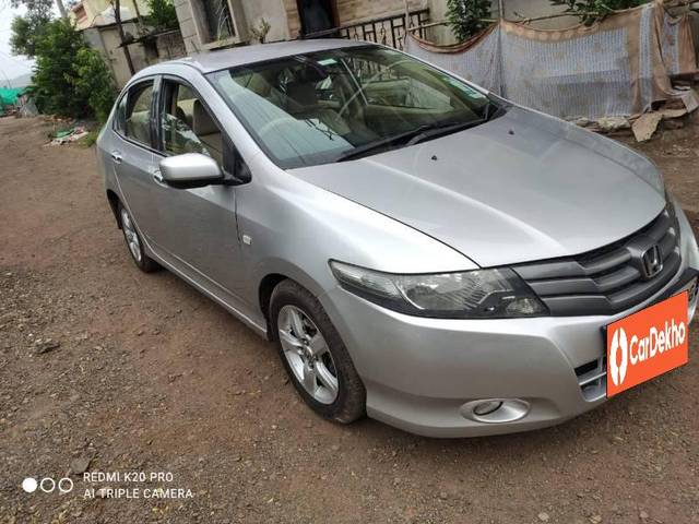 https://images10.gaadi.com/usedcar_image/3578349/original/processed_65efdfbe-d58d-4c2b-ac7d-38a6bf8e87f9.jpg?imwidth=6400