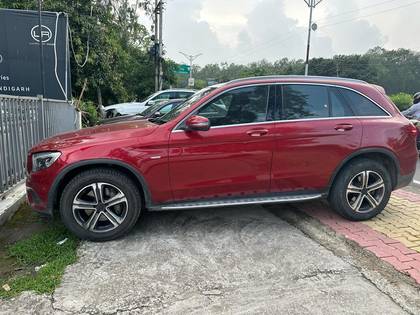 Mercedes-Benz GLC 220d 4MATIC Sport Mercedes-Benz GLC 220d 4MATIC Sport