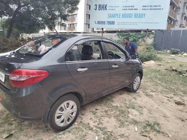 https://images10.gaadi.com/usedcar_image/3578459/original/processed_3a4bd35e-fd5a-4573-8b06-dbabb3cfc6f9.jpg?imwidth=6402