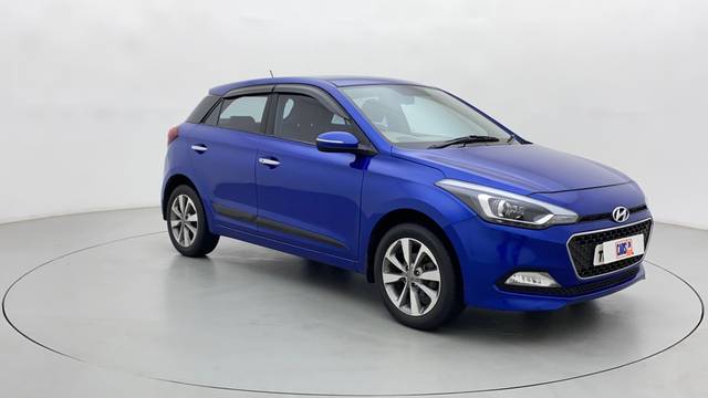 https://images10.gaadi.com/usedcar_image/3578751/original/88e9dd84-a855-4cfd-9227-218cb7a1496f__43.jpg?imwidth=6400