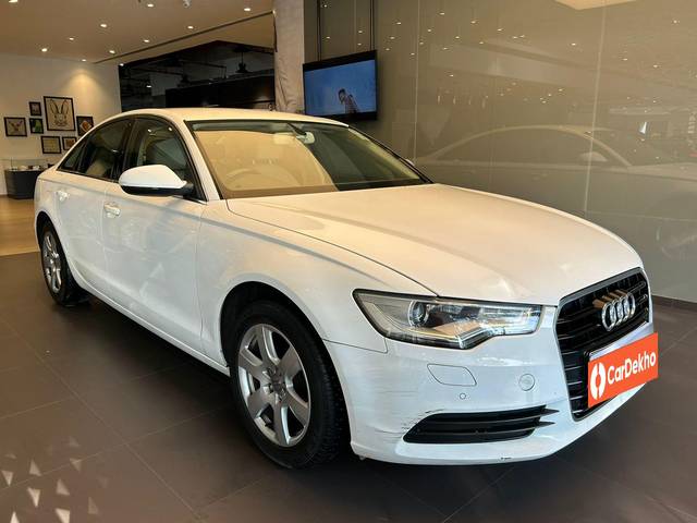 https://images10.gaadi.com/usedcar_image/3578880/original/processed_usedcar_whatsappimage2023_09_15at163822_140381694929721_1694929772.jpeg?imwidth=6400