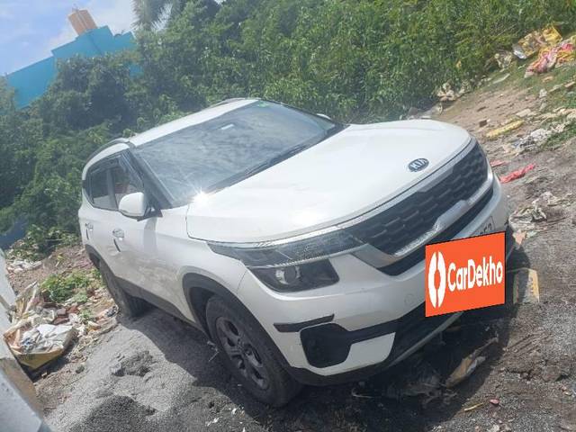 https://images10.gaadi.com/usedcar_image/3579138/original/processed_d84f9cff-95f7-4414-b6a1-6230f6ed568a.jpg?imwidth=6400