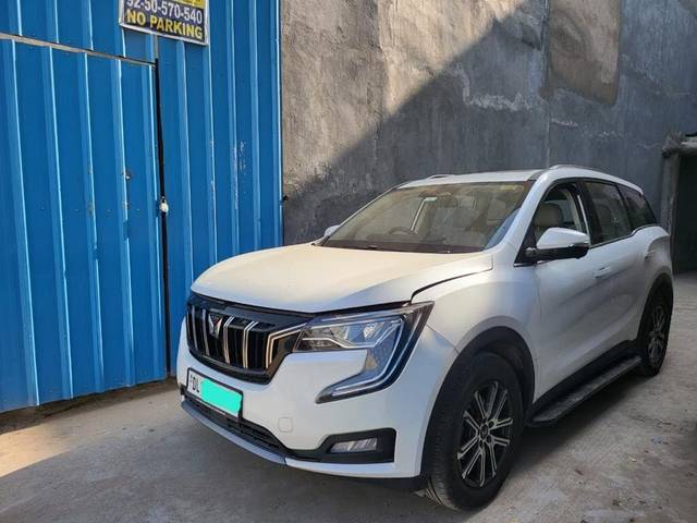 https://images10.gaadi.com/usedcar_image/3579210/original/processed_img2871600__used_car_2871600_1694944024.jpg?imwidth=6401