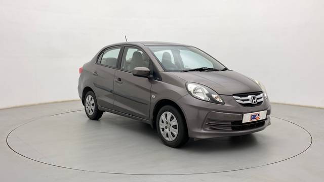 https://images10.gaadi.com/usedcar_image/3579243/original/66e443fc-2b1e-45a8-9863-33c2cd2b31ca__43.jpg?imwidth=6400