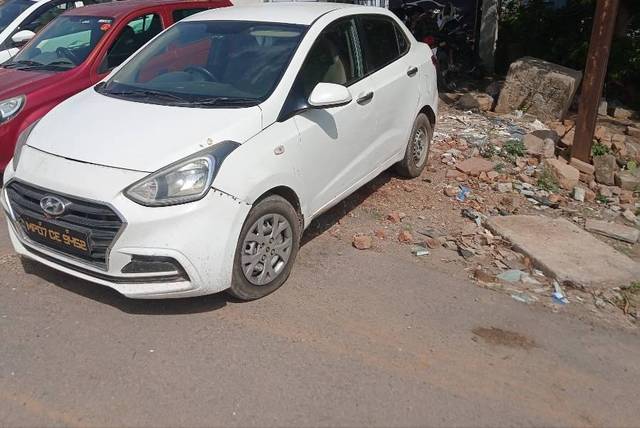 https://images10.gaadi.com/usedcar_image/3579300/original/processed_0730b34f-d389-487d-8cdb-9387ea8b43f4.jpg?imwidth=6400