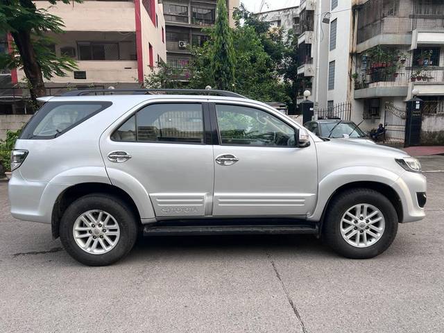 https://images10.gaadi.com/usedcar_image/3579494/original/processed_img2871782__usedcar_whatsappimage2023_09_17at64028pm_2871782_1694958334.jpeg?imwidth=6401