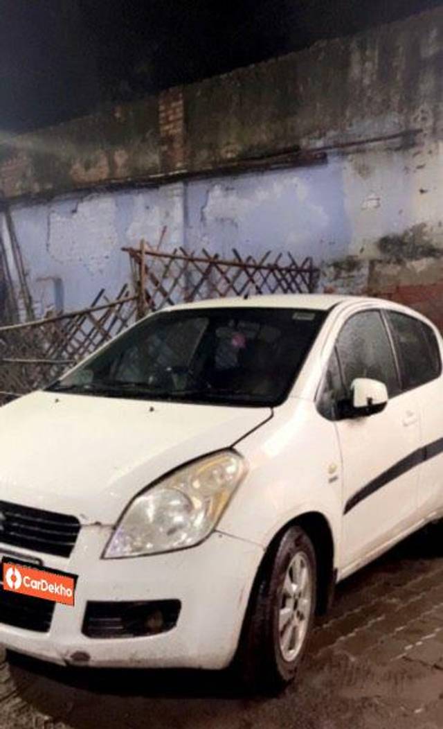 https://images10.gaadi.com/usedcar_image/3579655/original/processed_5f04bf15-8df7-43fa-8f1d-88229d9e2c40.jpeg?imwidth=6400