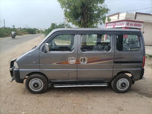 https://images10.gaadi.com/usedcar_image/3579733/original/processed_34cc04f6-8505-4ef7-bfa5-b87b31127f75.jpg?imwidth=6402
