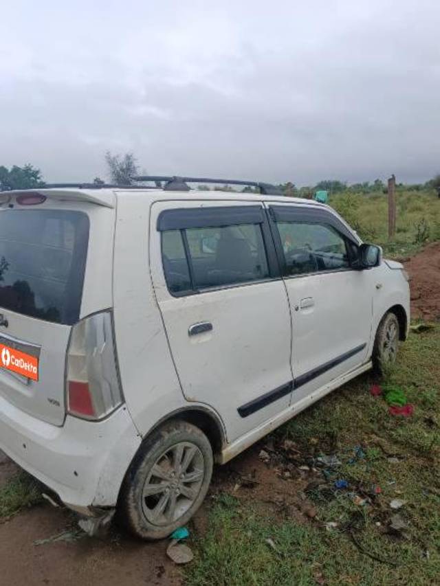 https://images10.gaadi.com/usedcar_image/3579739/original/processed_7896e187-abf6-4820-8e47-f06e94678055.jpg?imwidth=6401