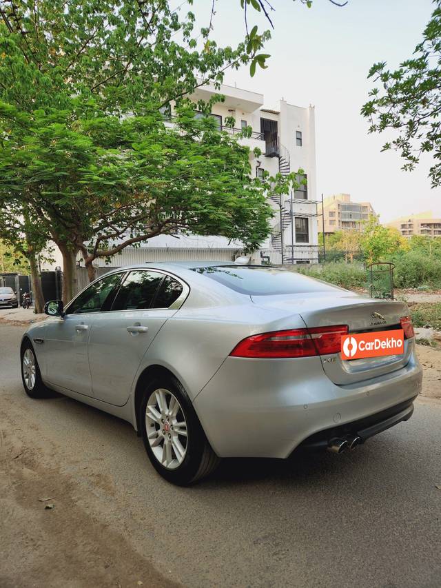 https://images10.gaadi.com/usedcar_image/3579958/original/processed_img2871971__used_car_2871971_1695024243.jpg?imwidth=6402